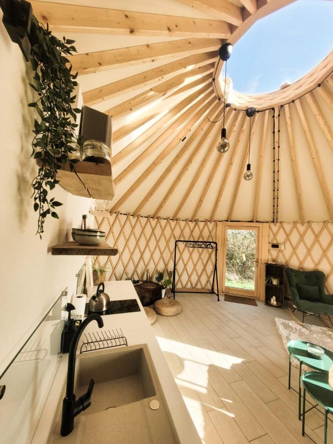Jurty Glamping Luxuszelt