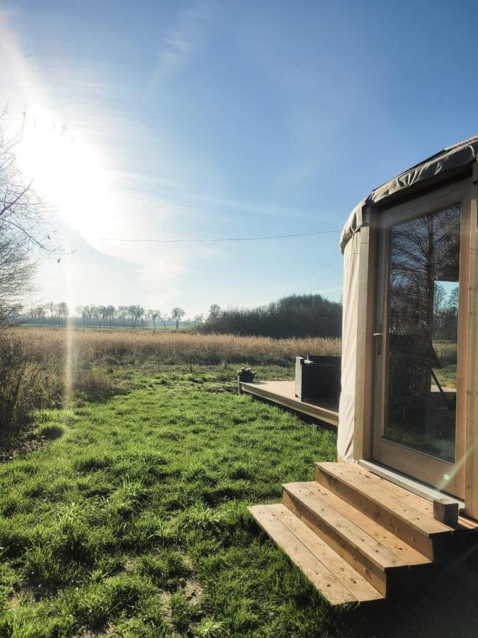Jurty Glamping Luxuszelt *