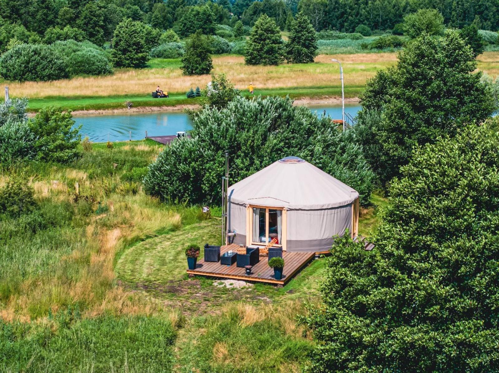 Jurty Glamping Luxuszelt
