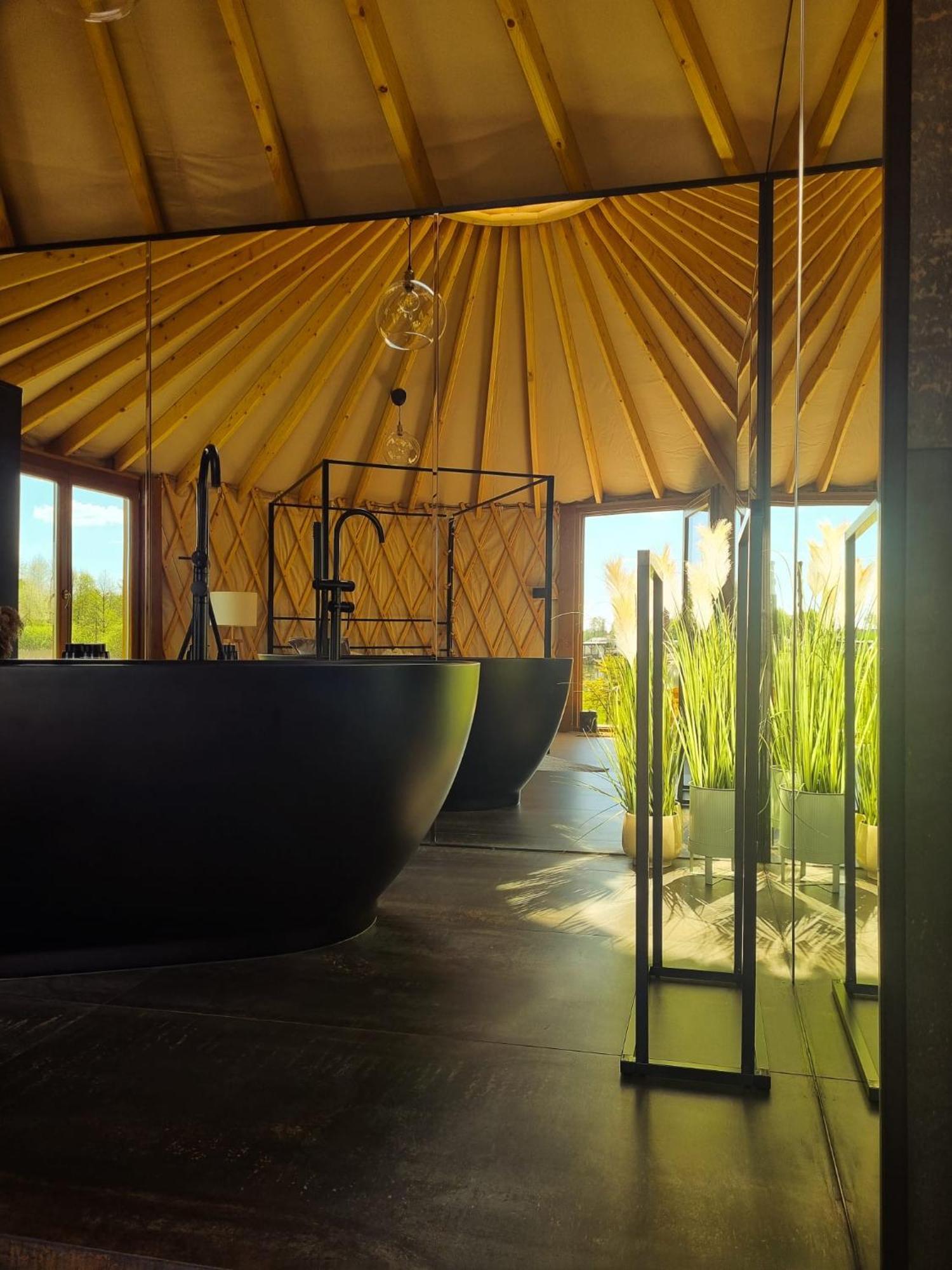 Jurty Glamping